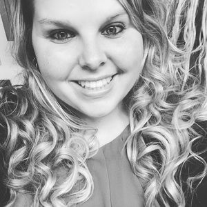 Meet your Posher, Kelsey